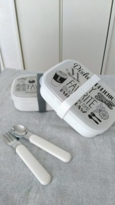 セリア 絶対便利 モノトーンのシリコン製ランチベルト